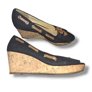 Bass kitchy size 8 Denim and Cork peep toe wedges